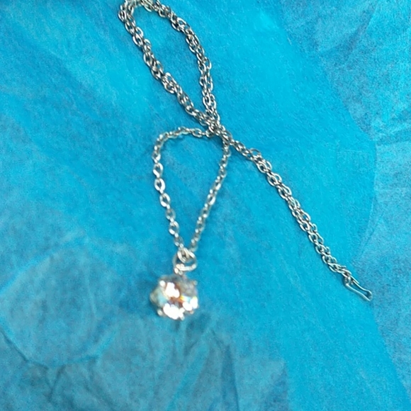 NWOT Cute Little Sweetheart Cupcake Bag 🌼 - Picture 8 of 12